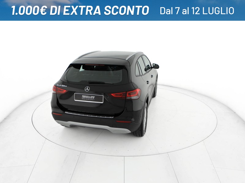 Mercedes GLA 180 d business extra auto