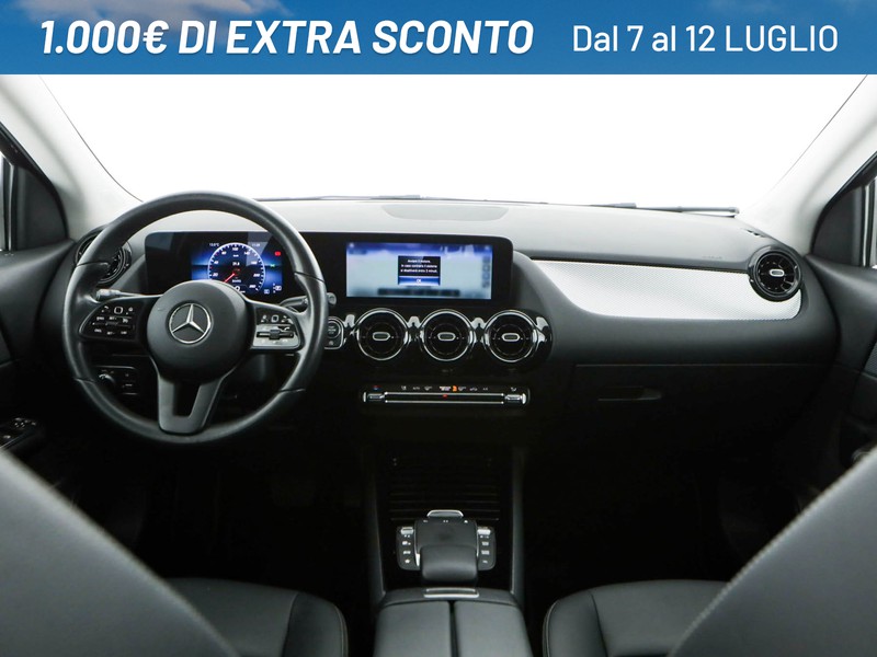 Mercedes GLA 180 d business extra auto