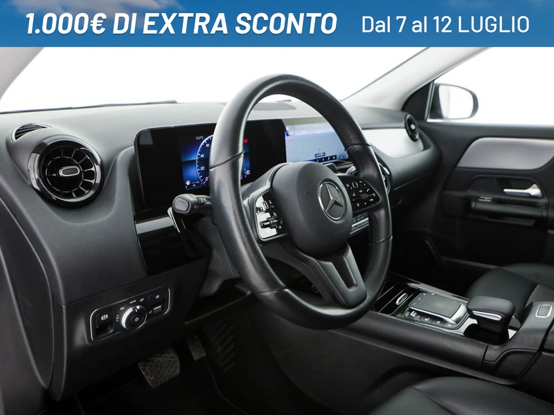 Mercedes GLA 180 d business extra auto