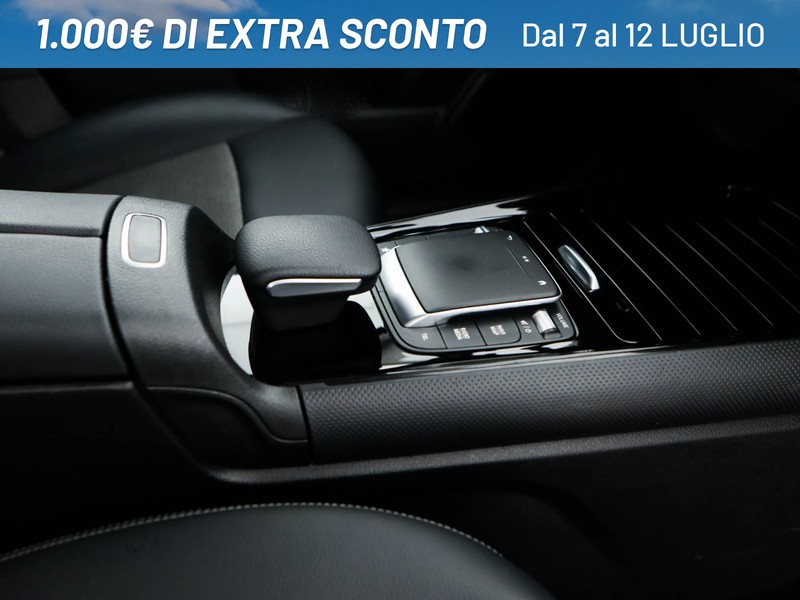 Mercedes GLA 180 d business extra auto