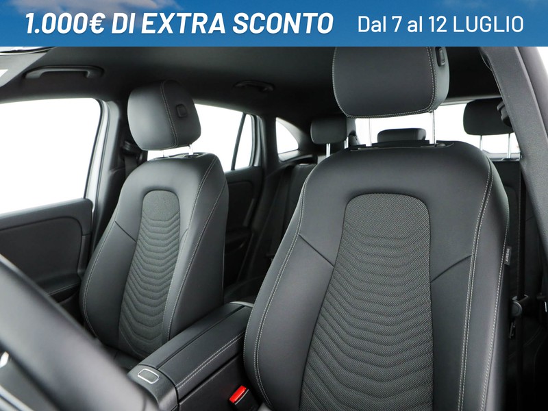 Mercedes GLA 200 d sport plus auto diesel argento