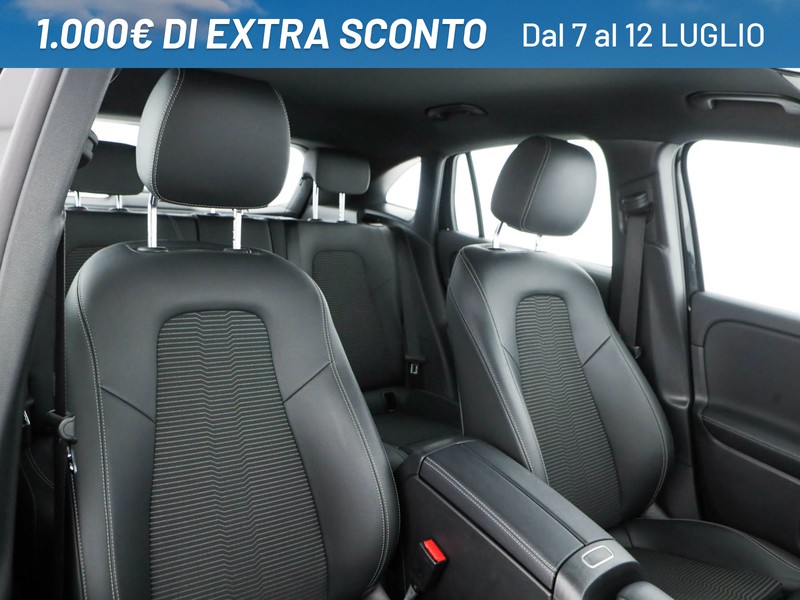 Mercedes GLA 180 d sport plus auto diesel nero