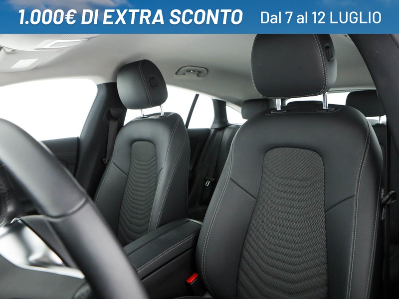 Mercedes CLA Shooting Brake  180 d progressive advanced auto diesel bianco