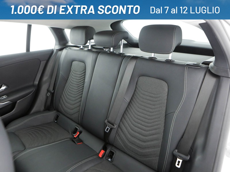 Mercedes CLA Shooting Brake  180 d progressive advanced auto diesel bianco