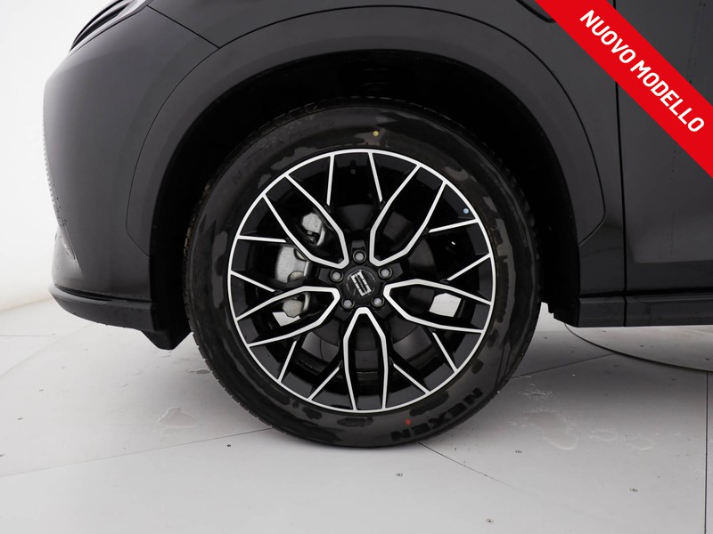 Sportequipe 8 SPORTEQUIPE GT 1.6 T BENZINA 7 posti  nero