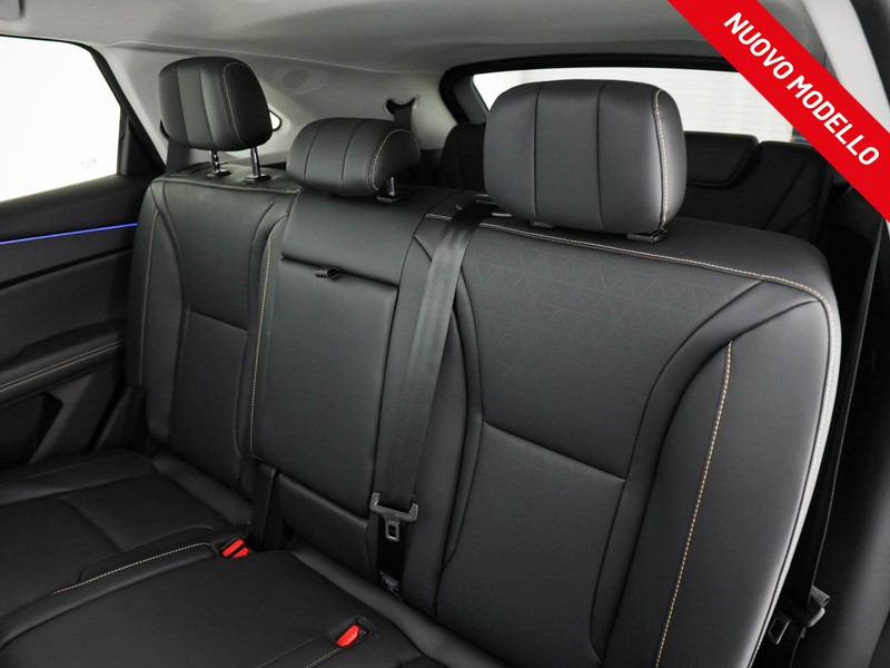 Sportequipe 8 SPORTEQUIPE GT 1.6 T BENZINA 7 posti  nero