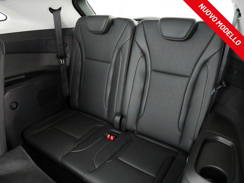 Sportequipe 8 SPORTEQUIPE GT 1.6 T BENZINA 7 posti  nero