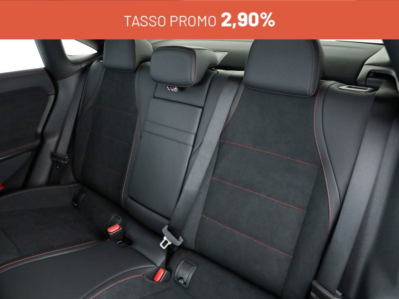 Mercedes CLA Coupè 250+ con tecnologia EQ