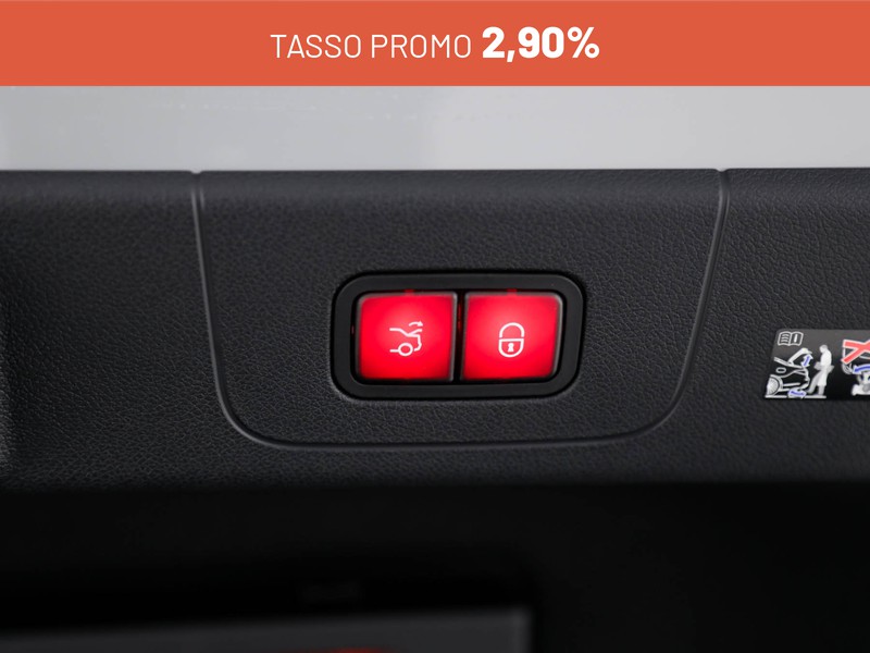 Mercedes CLA Coupè 250+ con tecnologia EQ