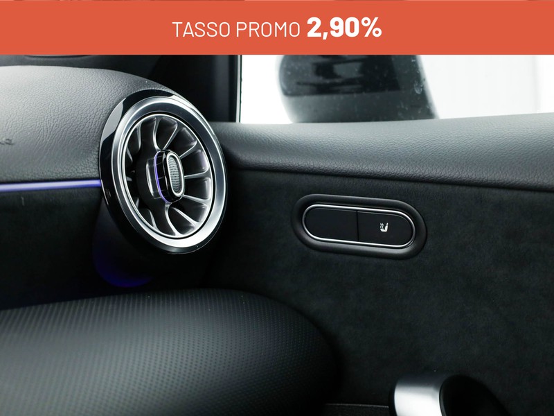 Mercedes Classe A 180 d amg line advanced plus auto diesel bianco