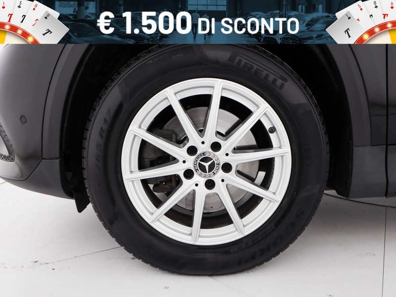 Mercedes GLA 180 d business extra auto