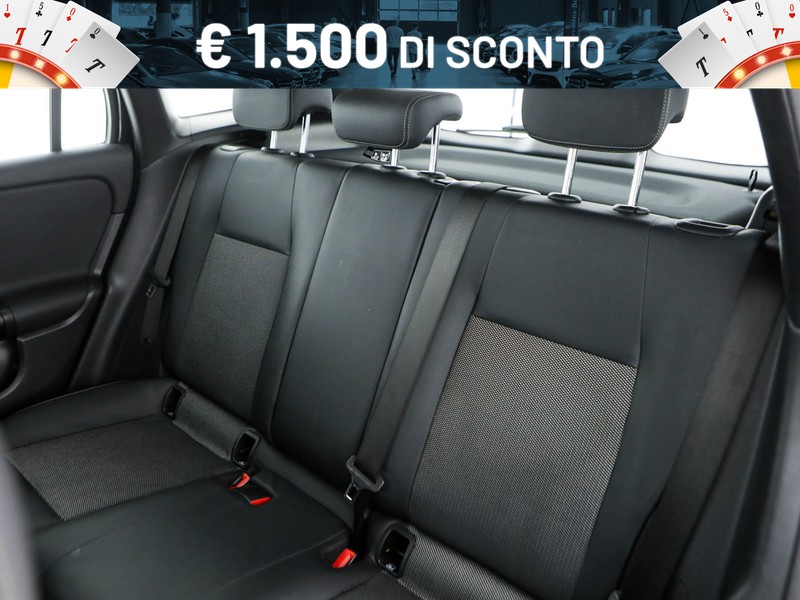 Mercedes GLA 180 d business extra auto