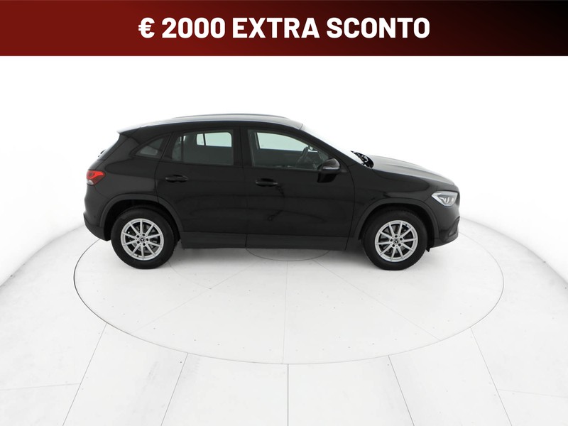 Mercedes GLA 180 d business extra auto