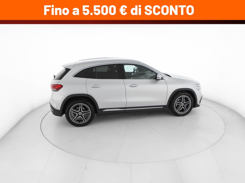Mercedes GLA 200 premium auto