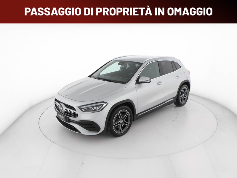 Mercedes GLA 200 premium auto diesel argento