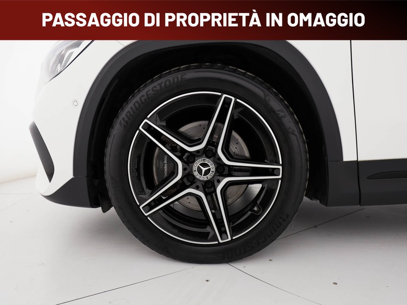 Mercedes GLA 200 d premium 4matic auto diesel bianco