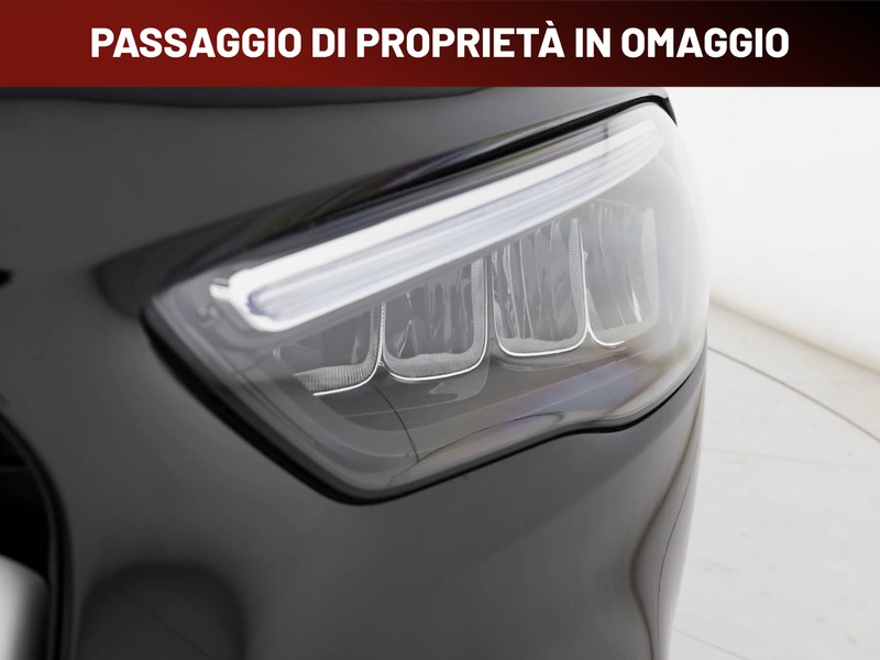 Mercedes GLA 180 advanced auto ibrido nero