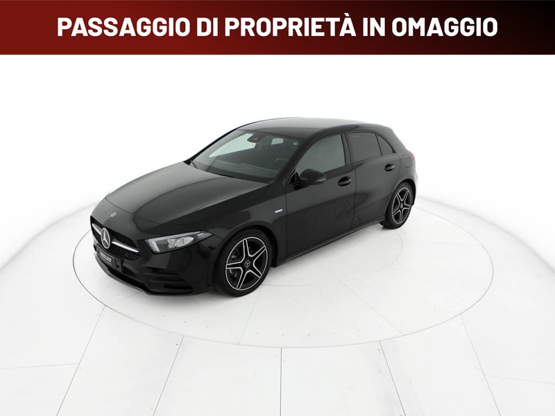 Mercedes Classe A 180 d premium night edition auto diesel nero