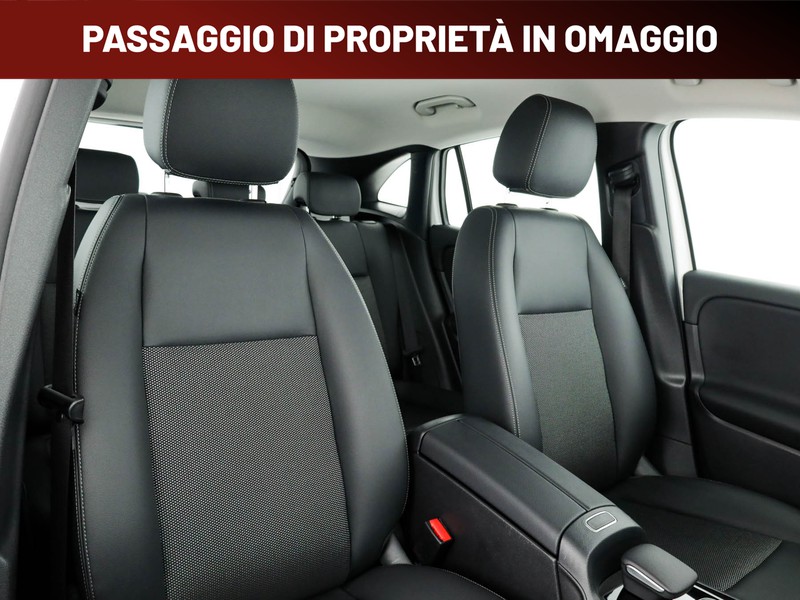 Mercedes GLA 180 d business auto diesel bianco