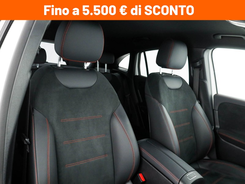 Mercedes GLA 180 d amg line premium auto diesel bianco