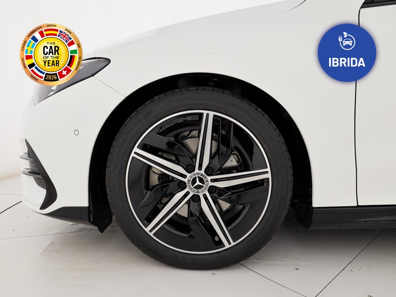 Mercedes CLA Shooting Brake  180 amg line advanced plus auto ibrido bianco