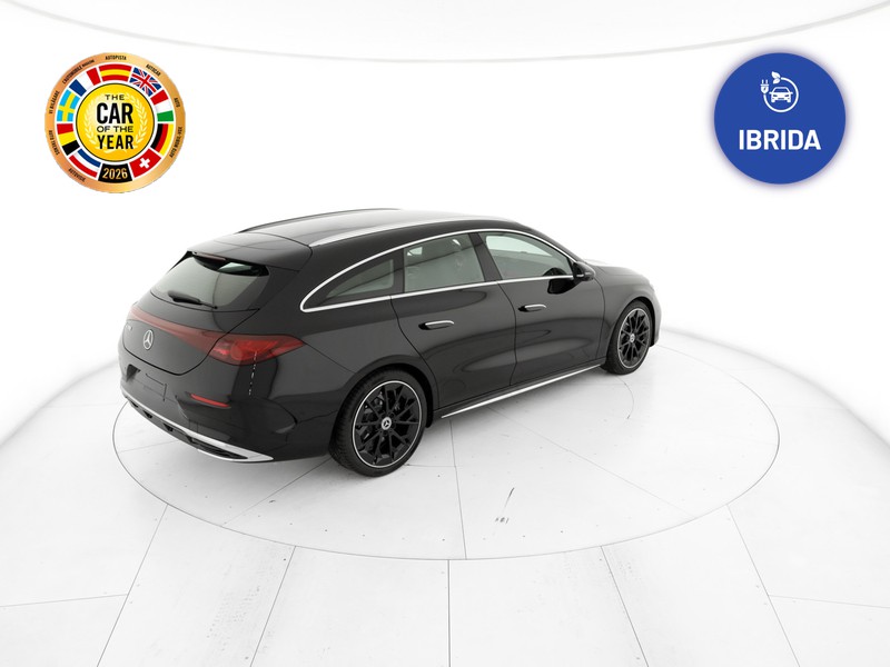 Mercedes CLA Shooting Brake  180 amg line premium auto ibrido nero