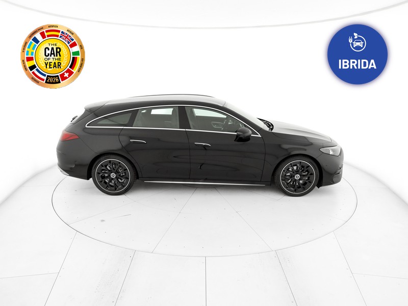 Mercedes CLA Shooting Brake  180 amg line premium auto ibrido nero