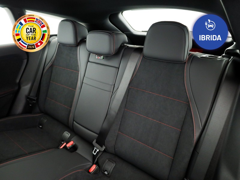 Mercedes CLA Shooting Brake  180 amg line premium auto ibrido nero