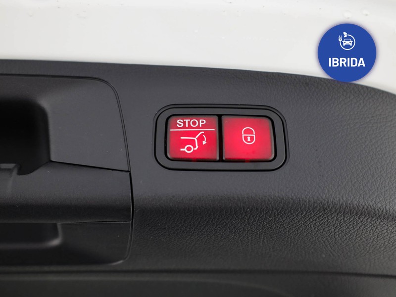 Mercedes GLA 250 e phev amg line extra auto ibrido bianco