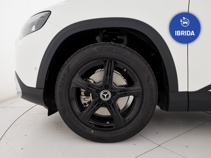 Mercedes GLB 180 advanced auto ibrido bianco