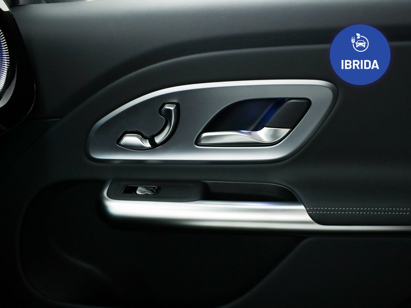 Mercedes GLB 180 amg line premium auto ibrido nero