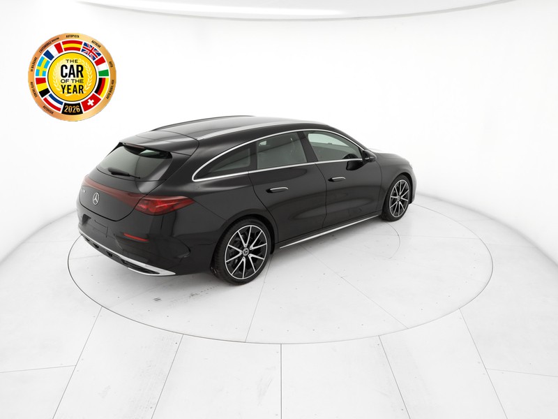 Mercedes CLA Shooting Brake 200   nero