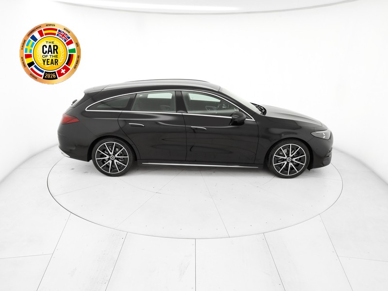 Mercedes CLA Shooting Brake 200   nero