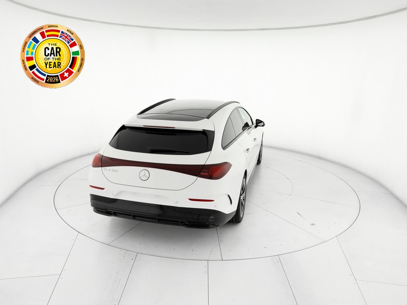 Mercedes CLA Shooting Brake 180   bianco