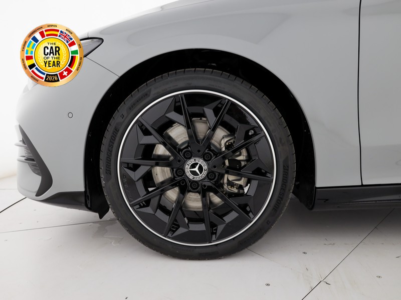 Mercedes CLA Shooting Brake  elettrica 250+ amg line advanced plus elettrica grigio