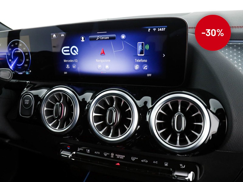 Mercedes EQA 300 amg line advanced 4matic elettrica nero