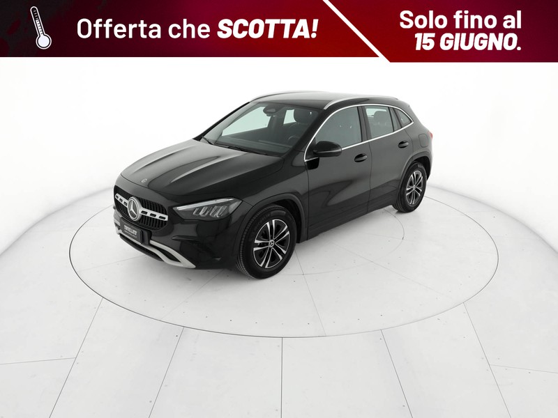 Mercedes GLA 180 advanced auto ibrido nero
