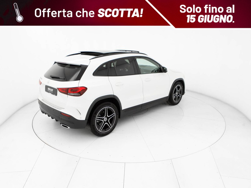 Mercedes GLA 200 d premium auto diesel bianco