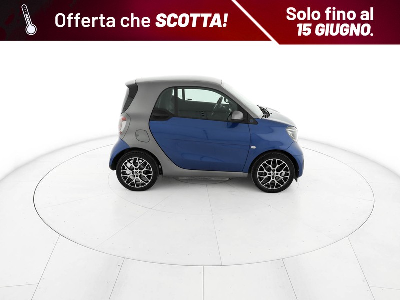 Smart Fortwo eq prime 22kw elettrica blu/azzurro