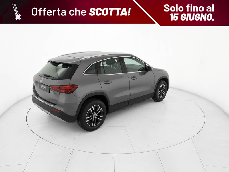 Mercedes GLA 180 d advanced auto diesel grigio