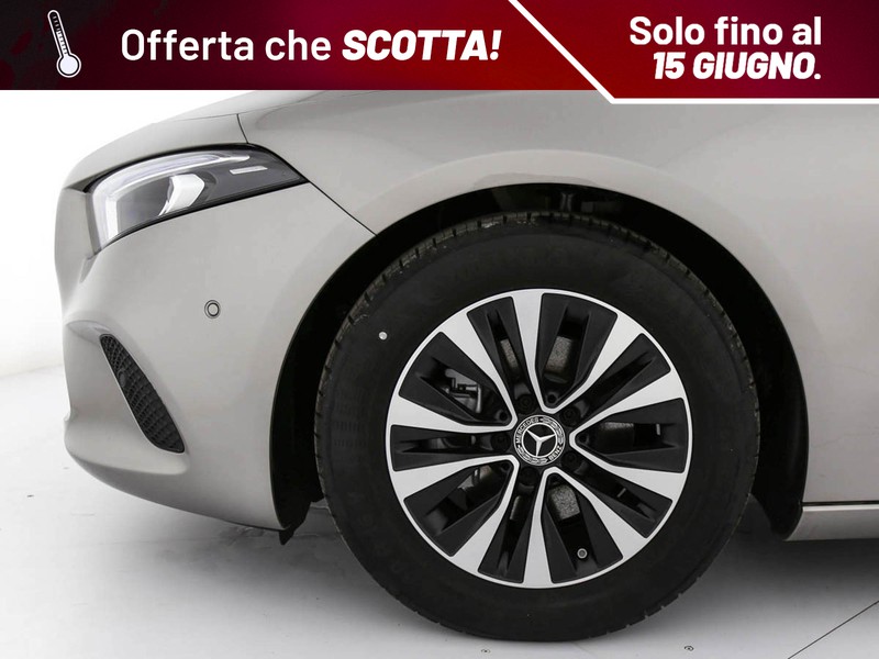 Mercedes Classe A 180 d business extra auto diesel argento