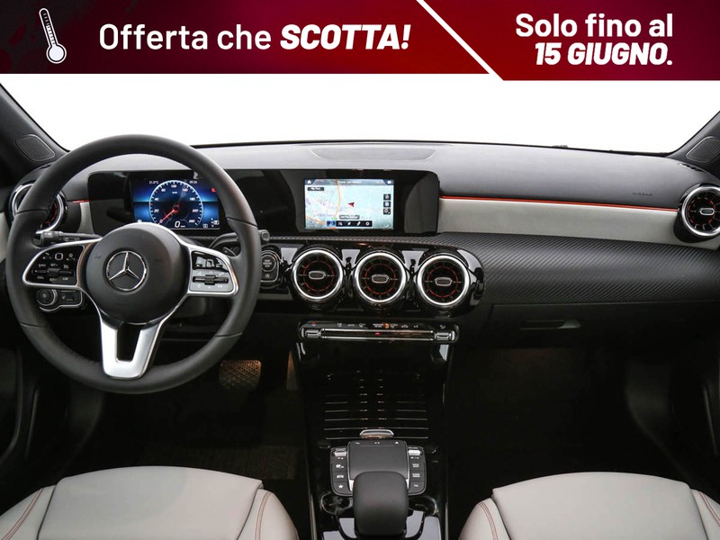 Mercedes Classe A 180 d business extra auto diesel argento