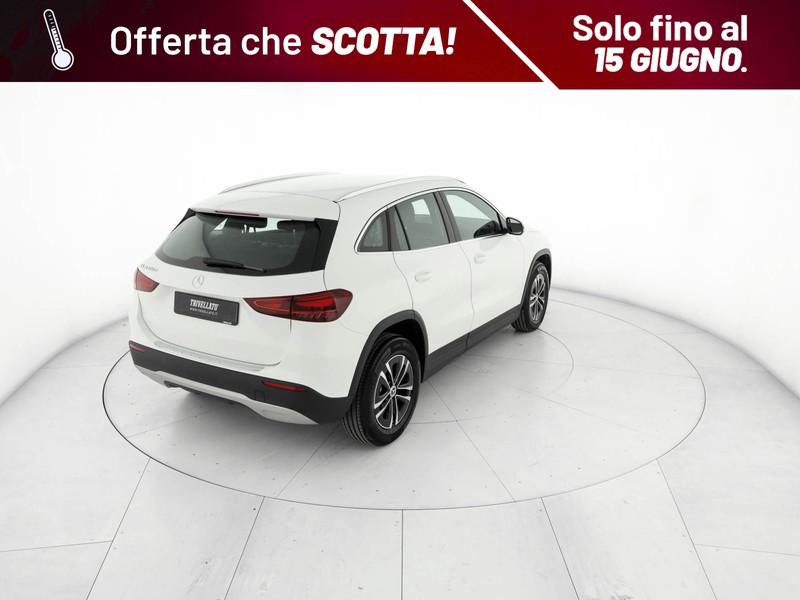 Mercedes GLA 180 d executive auto diesel bianco