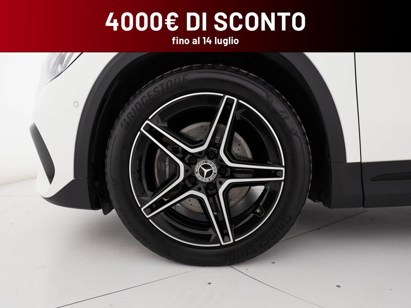 Mercedes GLA 200 d premium 4matic auto diesel bianco