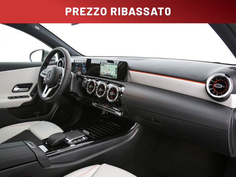 Mercedes Classe A 180 d business extra auto diesel argento