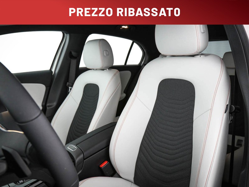 Mercedes Classe A 180 d business extra auto diesel argento