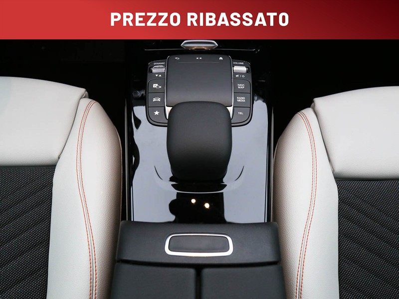 Mercedes Classe A 180 d business extra auto diesel argento