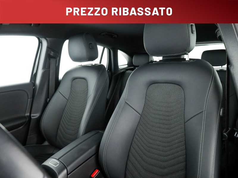 Mercedes GLA 180 d sport plus auto diesel nero