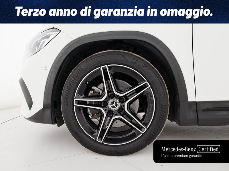Mercedes GLA 180 d premium auto diesel bianco