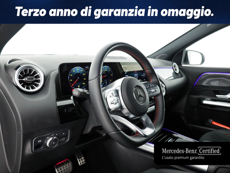 Mercedes GLA 180 d premium auto diesel bianco